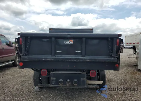 2021 Ford F550 Super Duty z USA, uszkodzony, nr VIN 1FDUF5HN1MDA05408